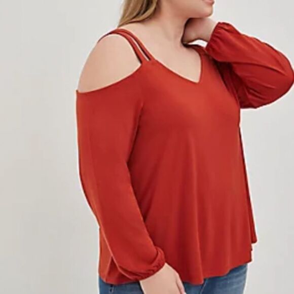 Torrid Knit Crepe V-Neck Cold Cutout Cold Shoulder Burnt Orange Top 2X - Picture 1 of 4